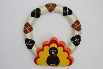 Thanksgiving Craft to Do With Kids: Turkey Wreath