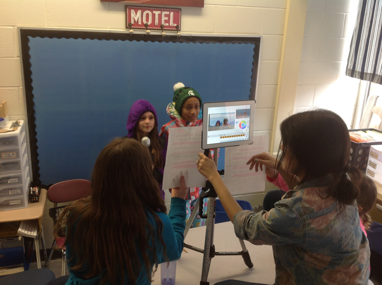 Create a Green Screen Video in Your Classroom | Scholastic